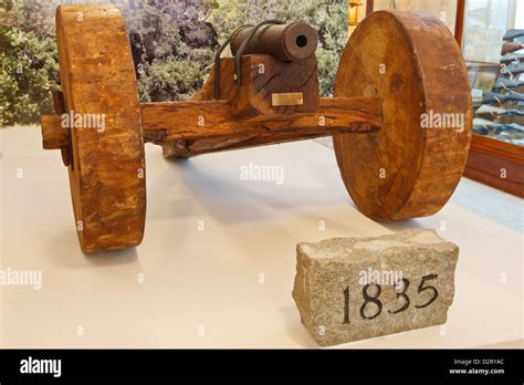 Gonzales Texas Cannon Hi Res Stock Photography And Images Alamy