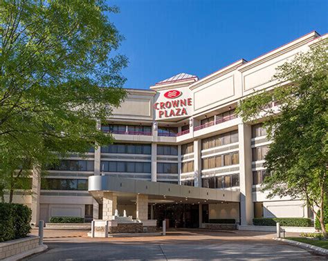 Baton Rouge Hotels Official Website Crowne Plaza Baton Rouge