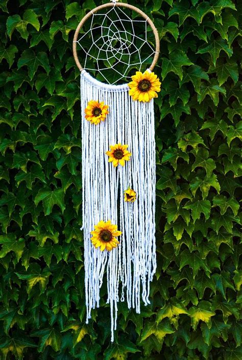 Bright color dream catcher wall decor. Sunflower dreamcatcher🌻 The perfect addition to any space to add some bright colors and ...