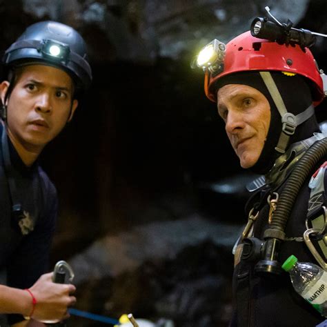 How Viggo Mortensen Transformed Into The Cave Diver Who Rescued A Thai