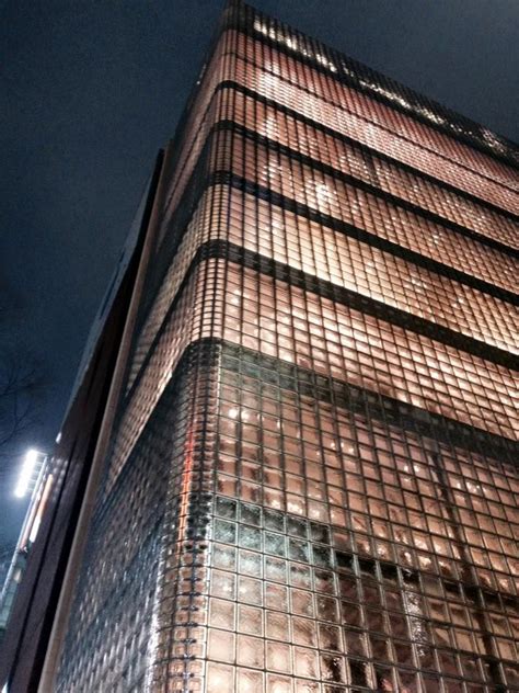 Maison Hermès Building Renzo Piano Facade