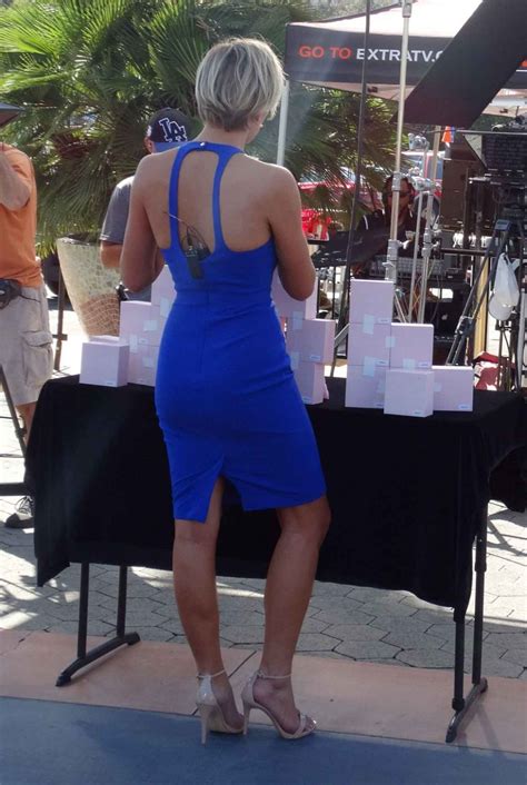 Charissa Thompson On The Set Of Extra In Universal City October 2015