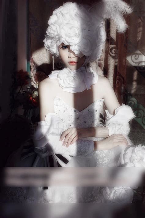 Anime Black Butler Doll Princess Wire White Gothic Lolita Dress Cosplay