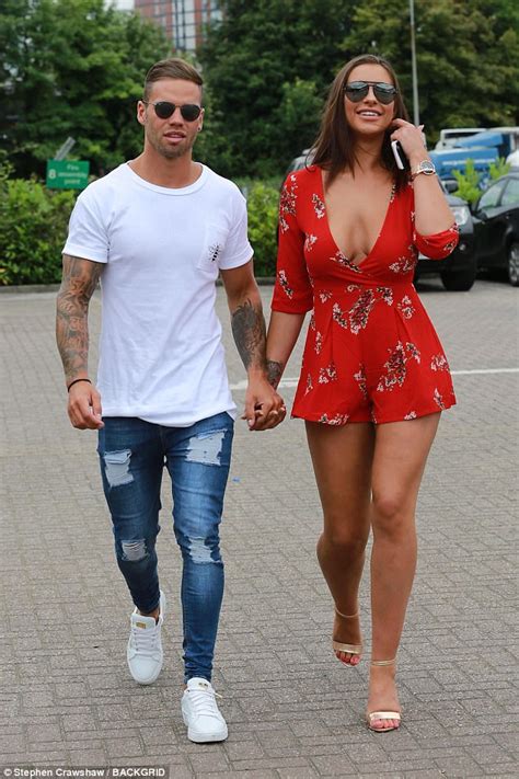 Love Islands Jessica Shears Gets Trolled Over Her Boobs Daily Mail