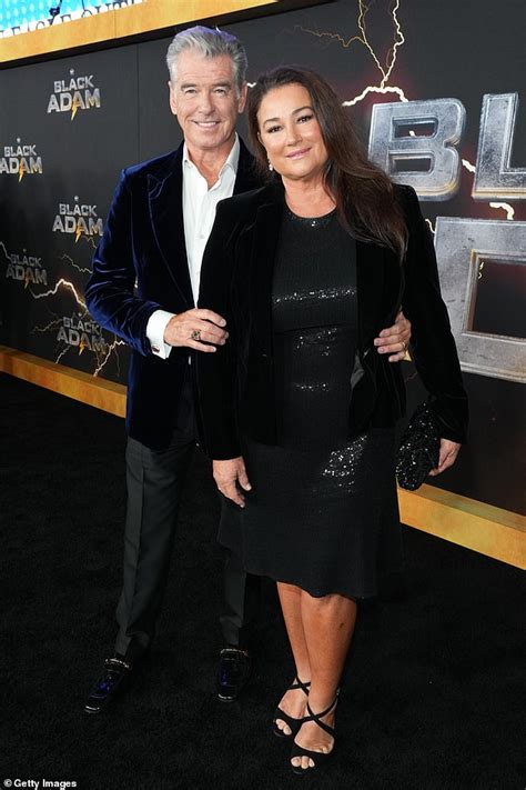 pierce brosnan can t keep his hands off wife keely shaye smith at nyc
