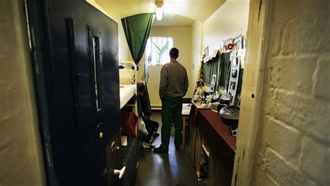 ‘prisons Are Awash With Drugs Of All Types Channel 4 News