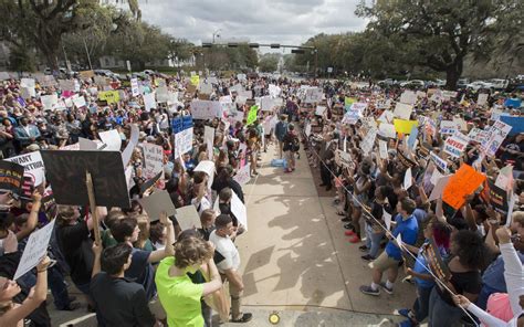 Florida Shooting Survivors Meet Lawmakers Over Gun Control Laws Las