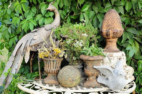 Pot Under A Rusty Metal Vintage Antique Street Garden купить на