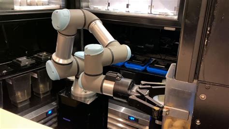 Robot Cooks Are Working To Reduce Spread Of Covid 19