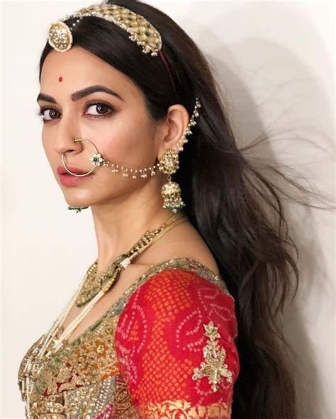 Bridal Jewellery Inspirations To Take From Housefull 4 Actresses And