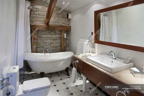 Modern Luxury Bathroom Pdaste Manor Interior Estonia — Indoors
