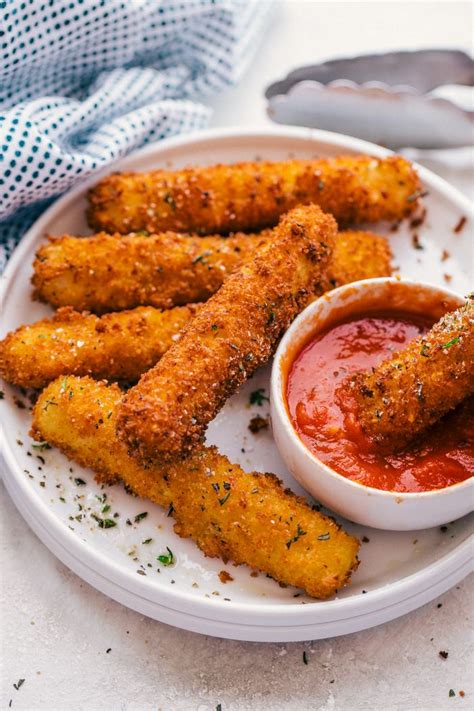 What Goes With Mozzarella Sticks Whatsi