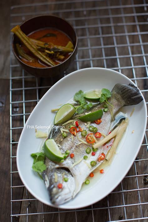 Видео spesial menu masakan diet ! SIAKAP KUKUS ... Menu sihat tanpa minyak - FHA Selemak Santan