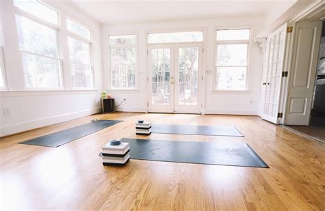 Pin By Suzanne Wolcoff On Basement Home Yoga Room Yoga Studio Home