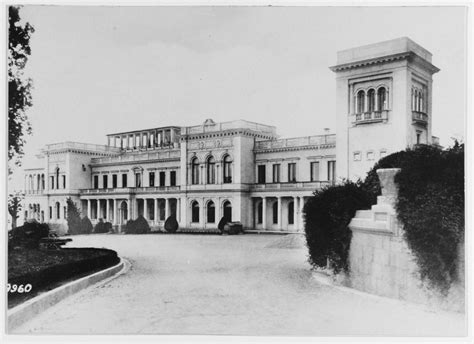 Nh 47641 Palace In Yalta Russia