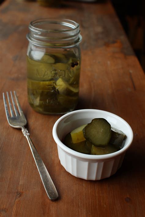 Old Fashioned Crisp Sweet Pickles Recipe
