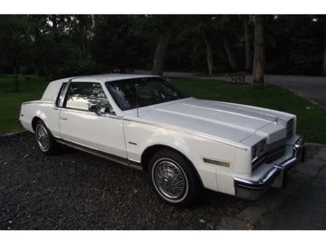 Sell Used Beautiful 1985 Olds Toronado Caliente 2 Owner Low Mile Car