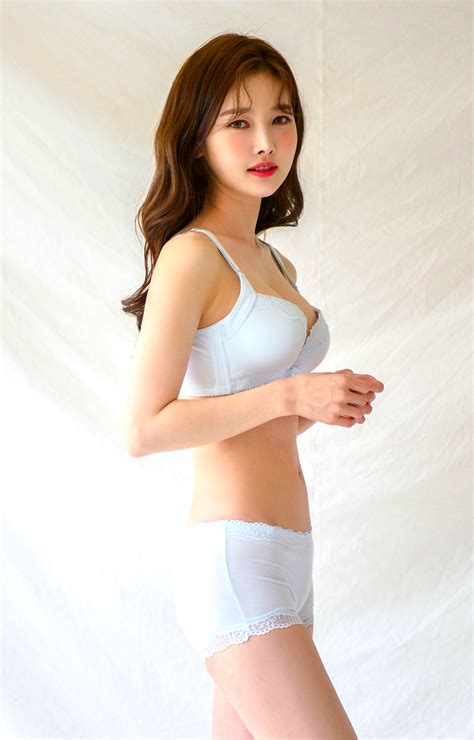 Korean Cute Sexy Pretty Kim Hee Jeong Lingerie Set