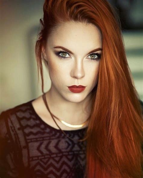 Pin By Bernardo On 13 Redheads Red Hair Woman Red Hair And Grey Eyes