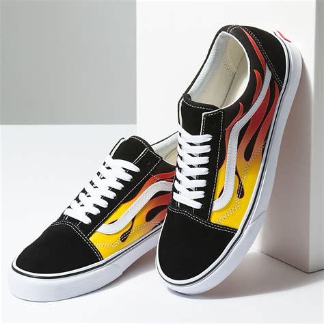 Vans Việt Nam Vans Flame Old Skool Vn0a38g1phn