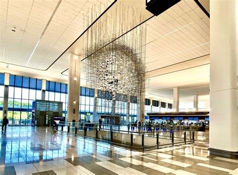 Photo Essay Inside Laguardia Airports Posh New Central Terminal