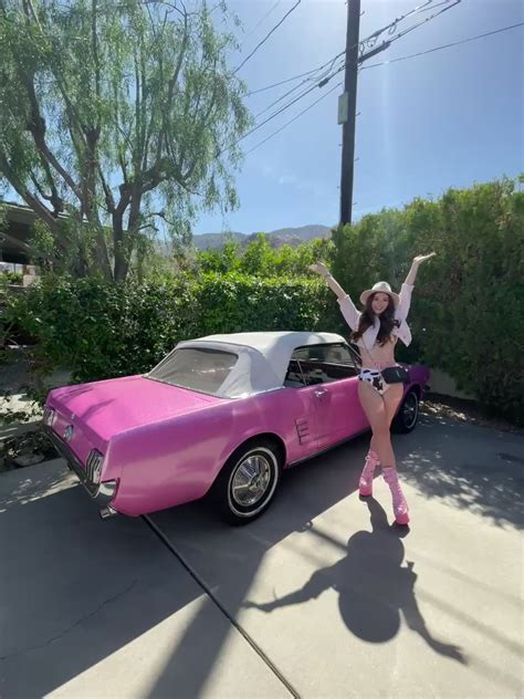 eva de vil 💋 on twitter rt theevadevil if you see me rolling around palm springs in a pink