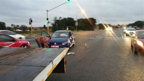 Cops Pursuing Fleeing Criminals Crash Into Car In Secunda Ridge Times