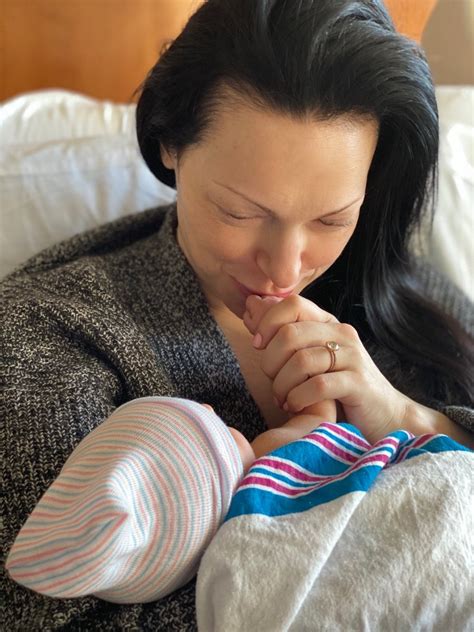 Laura Prepon Gives Birth Welcomes Baby No 2 With Ben Foster