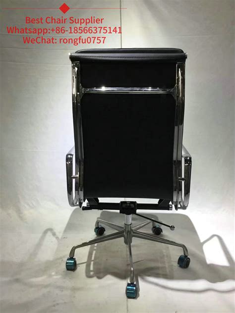 Originally designed in 1969, the eames soft pad management chair is a lightweight, swivel chair with plush features and classic eames style. Eames soft pad high mid back tilting management boardroom ...