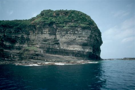 It could have been made by the unknown giants race who ruled. Yonaguni: Monumental Ruins or Natural Geology ...