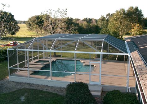 Shade And Shelter Your Pool Area In 2020 Pool Screen Enclosure