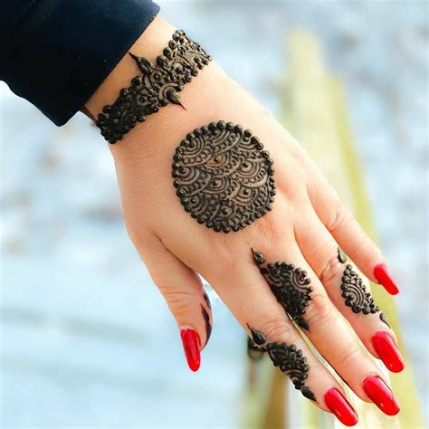 42 Trendy Henna Tattoo Design Ideas To Try In 2020 Henna Tattoo