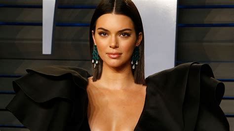 Kendall Jenner Poses Topless In Sexy Love Magazine Photo Shoot Fox News
