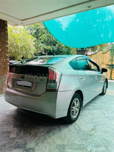 Toyota Prius G Touring Selection Leather Package 18 2010 For Sale In Lahore Pakwheels