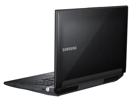 Samsung 700g7a S02 External Reviews