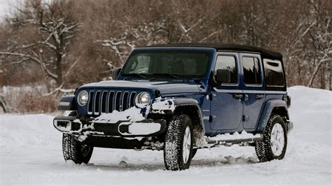 Total 85 Imagen How Is A Jeep Wrangler In The Snow Ecovermx