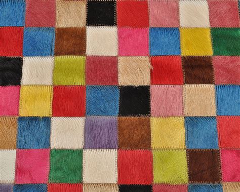 So lässt sich unser großes sortiment an hochwertigen. kuhfell teppich multicolor 100 x 200 cm | KUHFELLE ONLINE