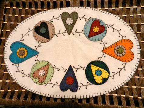 Handmade Primitive Style Penny Rug Made Of Wool Felt And Hand Dyed