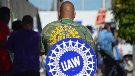 Uaw General Motors Membership Ratifies New Contract Ending Strike