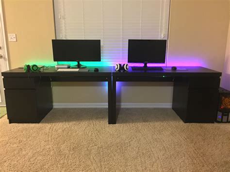 When it comes to the entertaining space, totality is seriously important. Couple gaming setup. 50+ Best Setup of Video Game Room ...