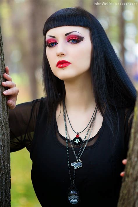 Obsidian Kerttu S Box Of Dark Delights Goth Women Goth Beauty