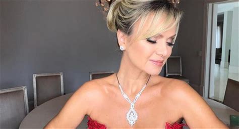 Eliana Diz Que Gravidez Aos 43 Anos Veio Naturalmente Sou Fértil E Forte Redetv