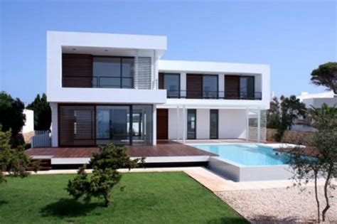 Find small and luxury modern mediterranean floor plan designs with open layout, courtyard and more! New home designs latest.: Modern Mediterranean house designs.