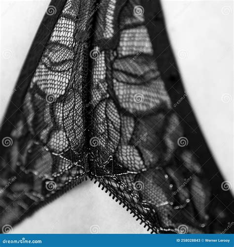 Bare Skin Of A Womans Back With Black Lace Lingerie Stock Image Image Of Luxury Concept