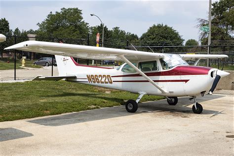 N9622q Cessna 172m 1975 Illinois Aviation Academy