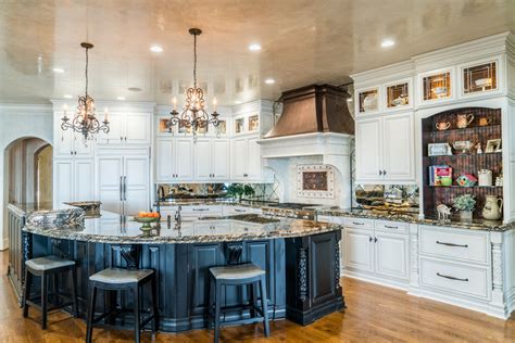 Your home's style and functionality easy. This beautiful kitchen was designed by Vanessa Ruth from ...