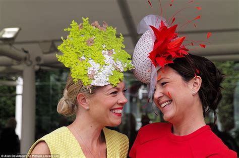 Glorious Goodwood Racegoers Brave Dismal Weather As Races Get Underway Daily Mail Online