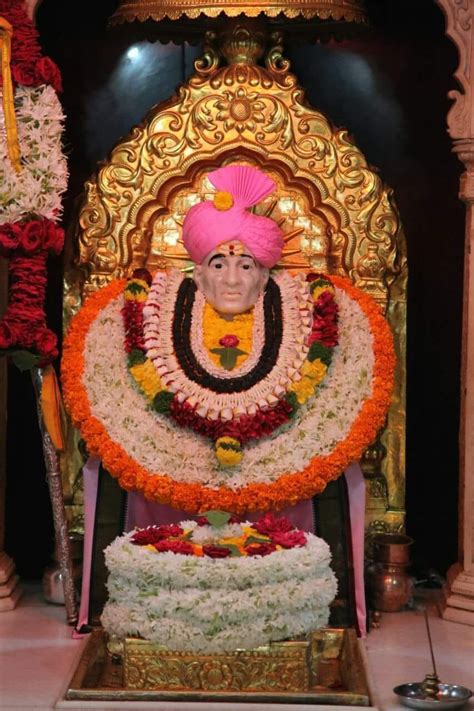 Shri gajanan maharaj was a saint from india. Gajajan Maharaj Images - Shree gajanan maharaj sansthan ...