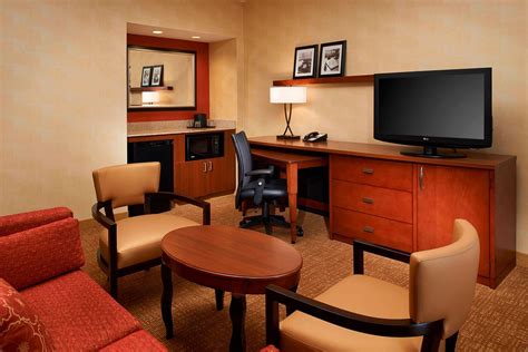 Courtyard By Marriott Detroit Metro Airport Romulus Updated 2022 Prices Reviews And Photos Mi