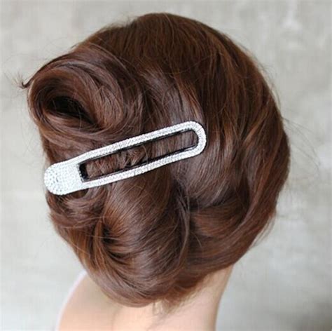 Our comfortable double combs hold your hair in a remarkably unusual way, using the curve of your head and stretch tension to hold it in place. 2017 New Styling Tools Hairpins Thick Hair Clips Arched ...
